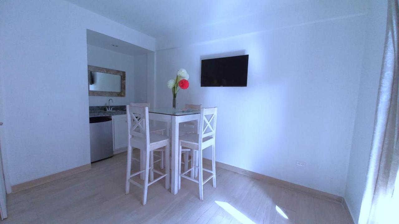 Beach Club Condos At Popeyes Caye Caulker Luaran gambar
