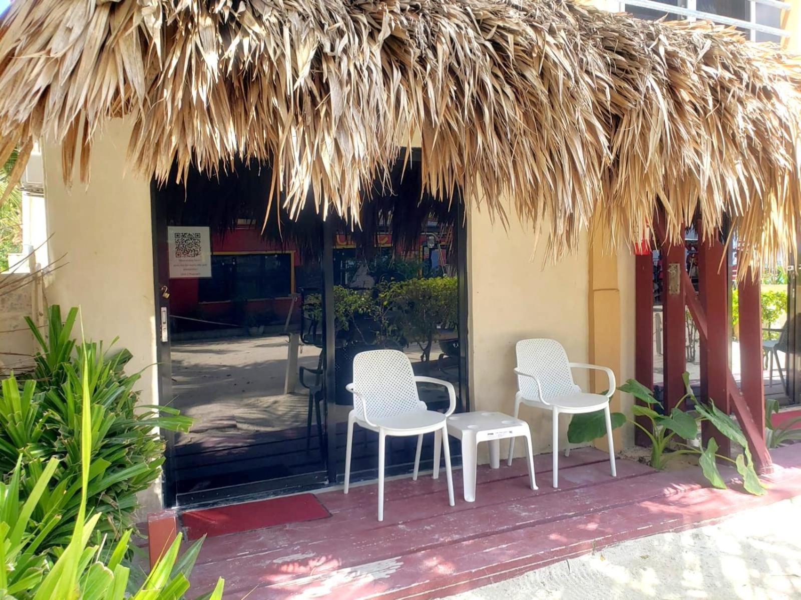 Beach Club Condos At Popeyes Caye Caulker Luaran gambar